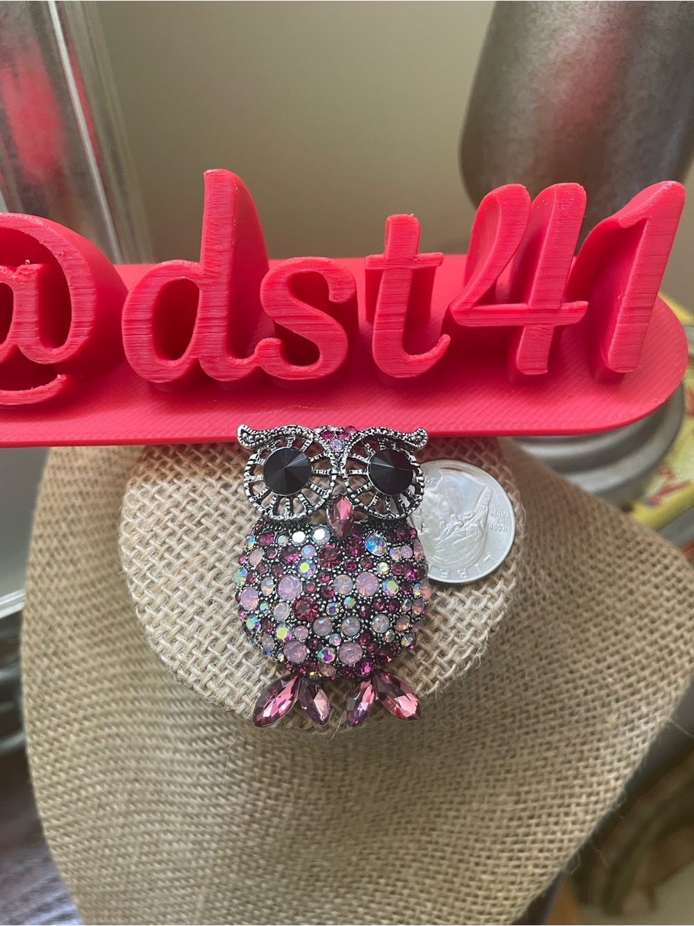 🔺🔺Rhinestone Accents Owl Brooch - Pink Crystal Accent - Picture 3 of 5